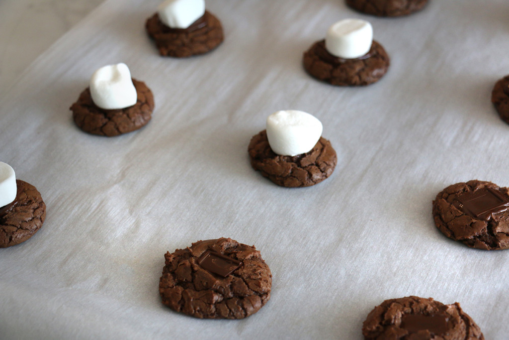 Hot Chocolate Marshmallow Cookies - Preppy Kitchen