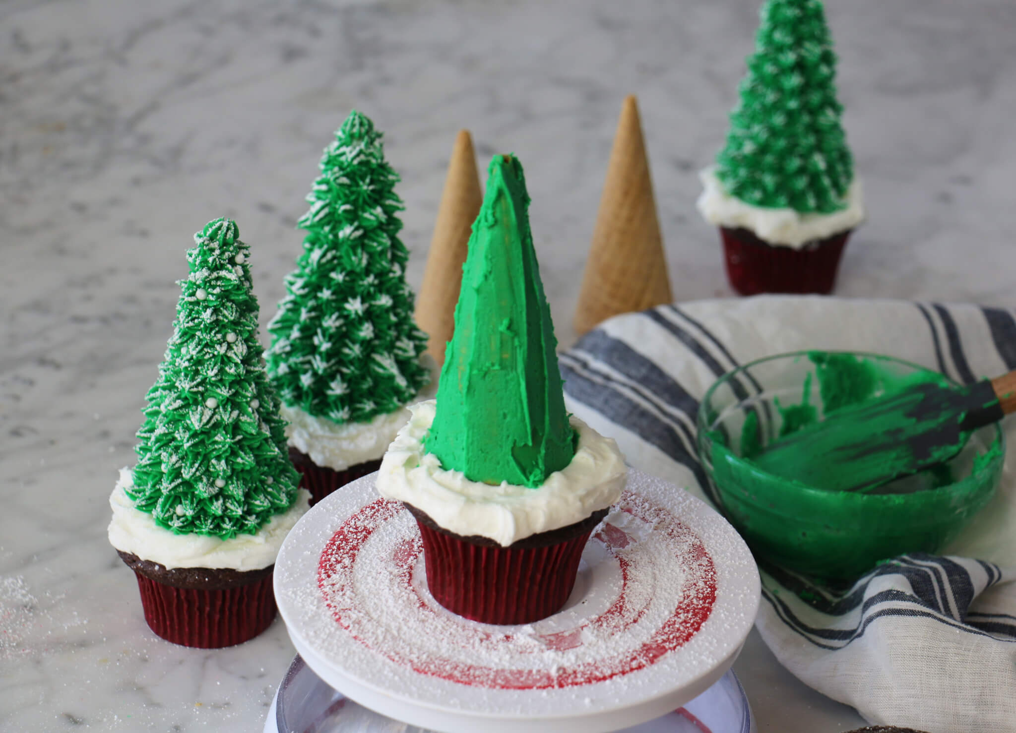 Cupcakes Christmas Tree 