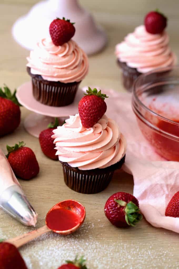 Strawberry Buttercream Preppy Kitchen