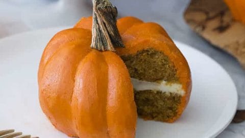 https://preppykitchen.com/wp-content/uploads/2018/10/mini-pumpkin-recipe-new-480x270.jpg