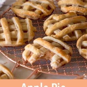 A pinterest graphic of apple pie cookies