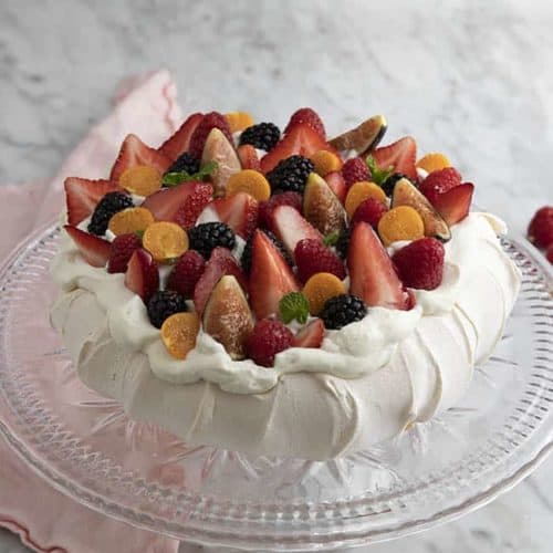 Pavlova Preppy Kitchen