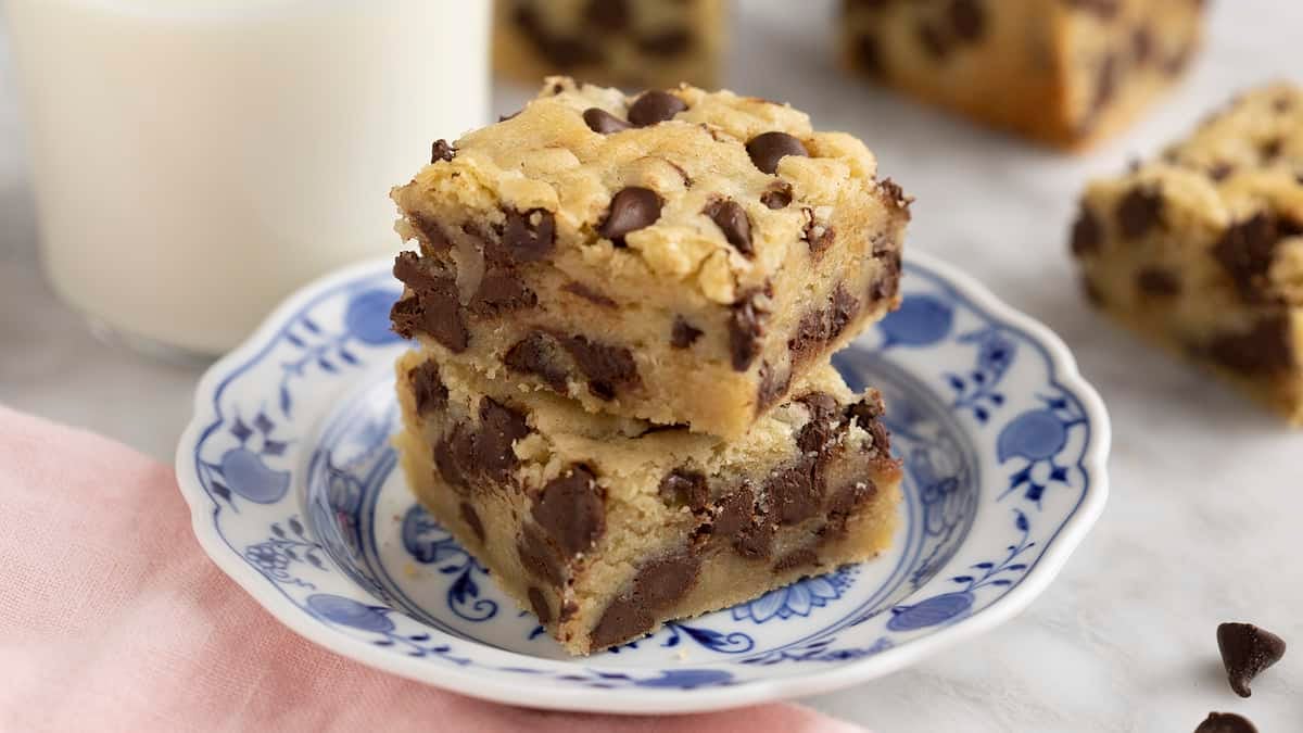 Soft Chocolate Chip Cookie Bars - Preppy Kitchen