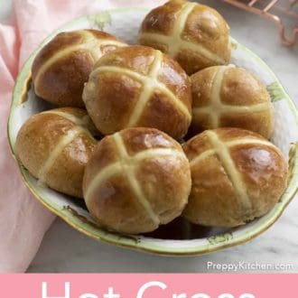 hot cross buns in a serving bowl