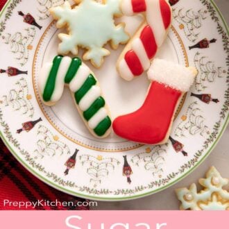 A pinterest graphic for sugar cookie icing