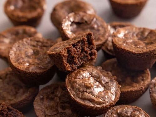 https://preppykitchen.com/wp-content/uploads/2022/02/Brownie-Bites-Recipe-Card-500x375.jpg