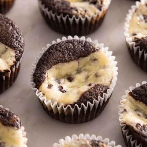 https://preppykitchen.com/wp-content/uploads/2022/04/Black-Bottom-Cupcakes-Recipe-Card-500x500.jpg