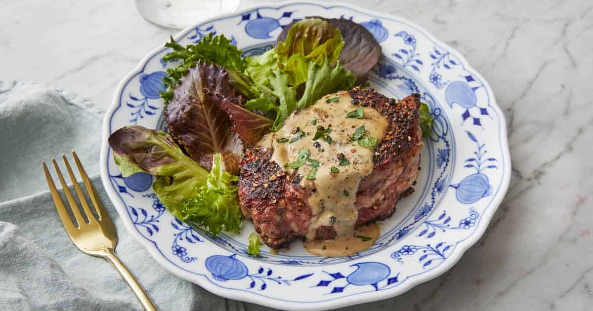 Steak au poivre vert – The Nosey Chef