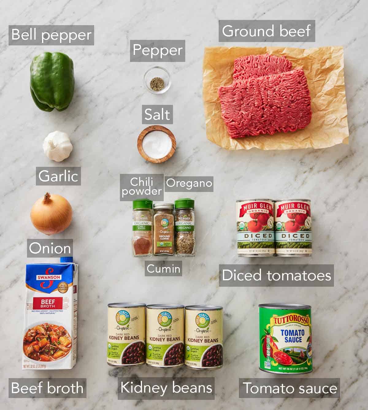 Ingredients needed to make slow cooker chili.