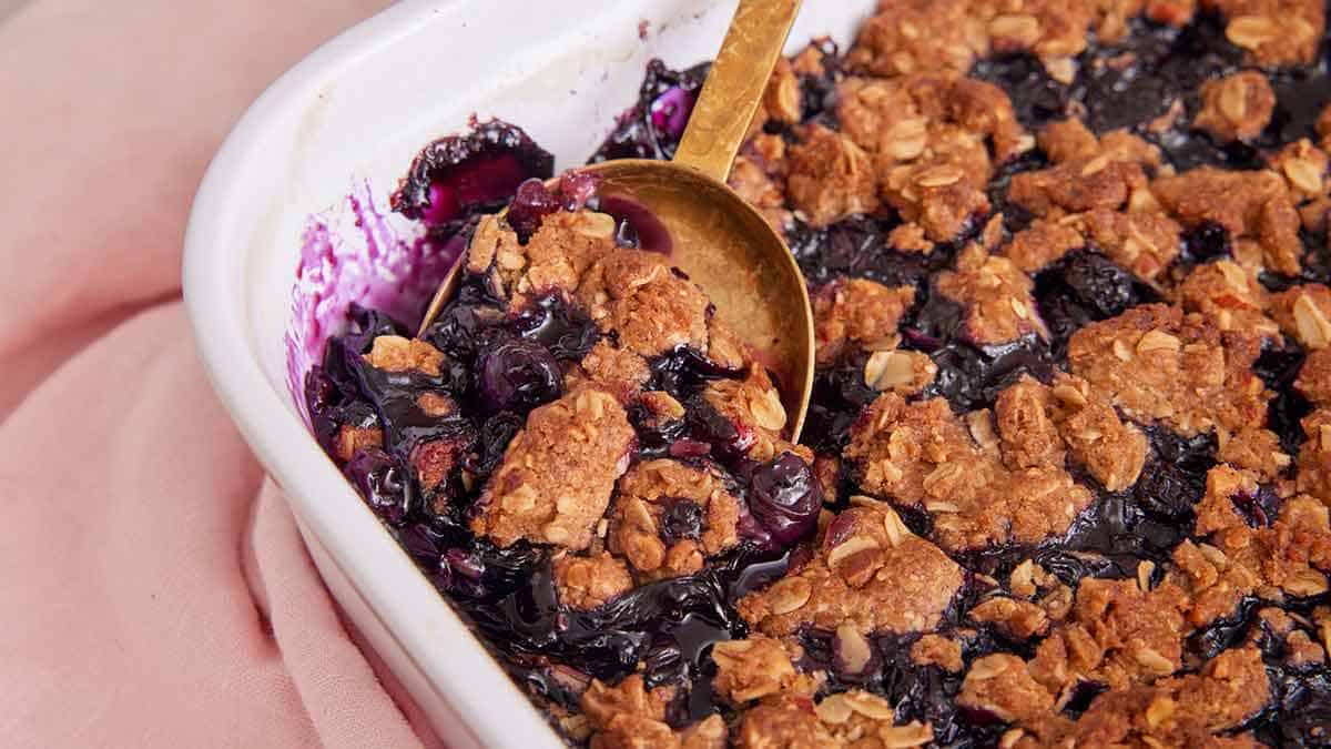 Easy Blueberry Crisp - Preppy Kitchen