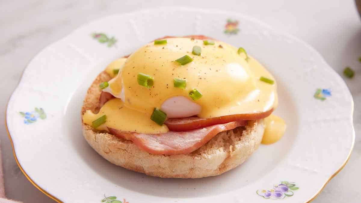 Eggs Benedict - Preppy Kitchen