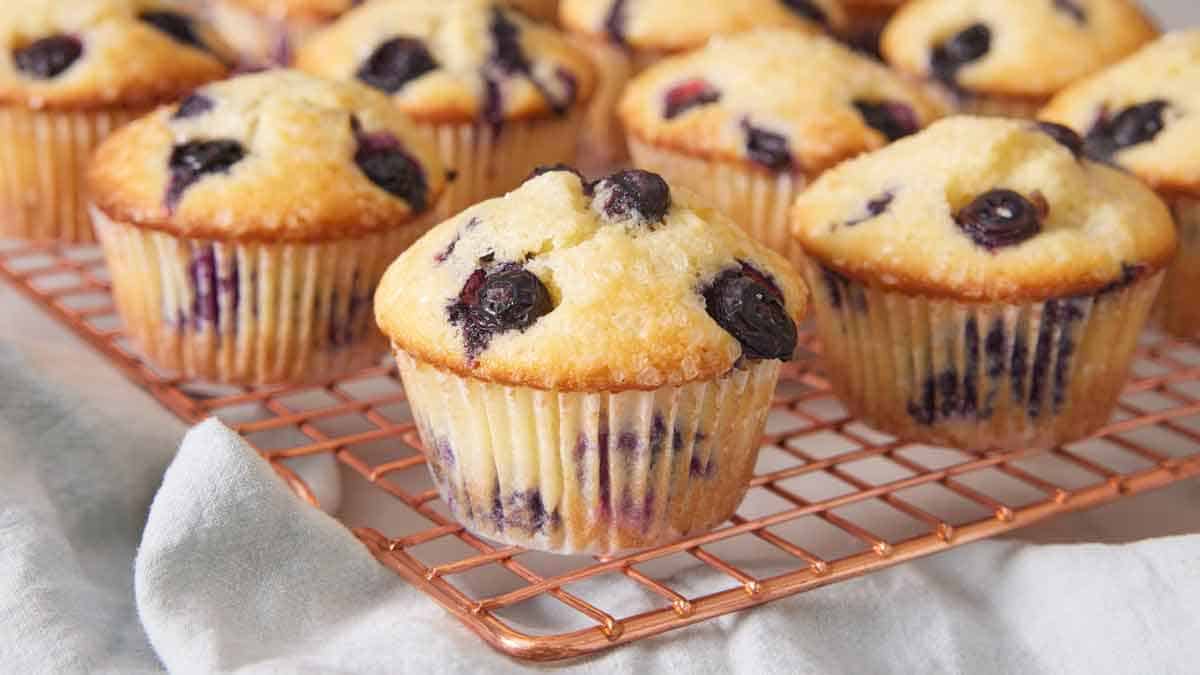 https://preppykitchen.com/wp-content/uploads/2023/10/Blueberry-Muffins-Recipe-Card.jpg