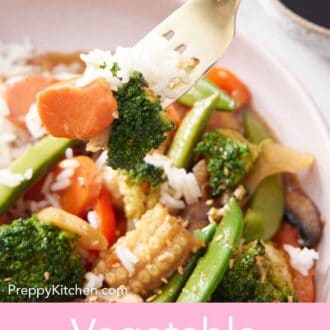 Pinterest graphic of a fork lifting up a bite of vegetable stir fry with rice.