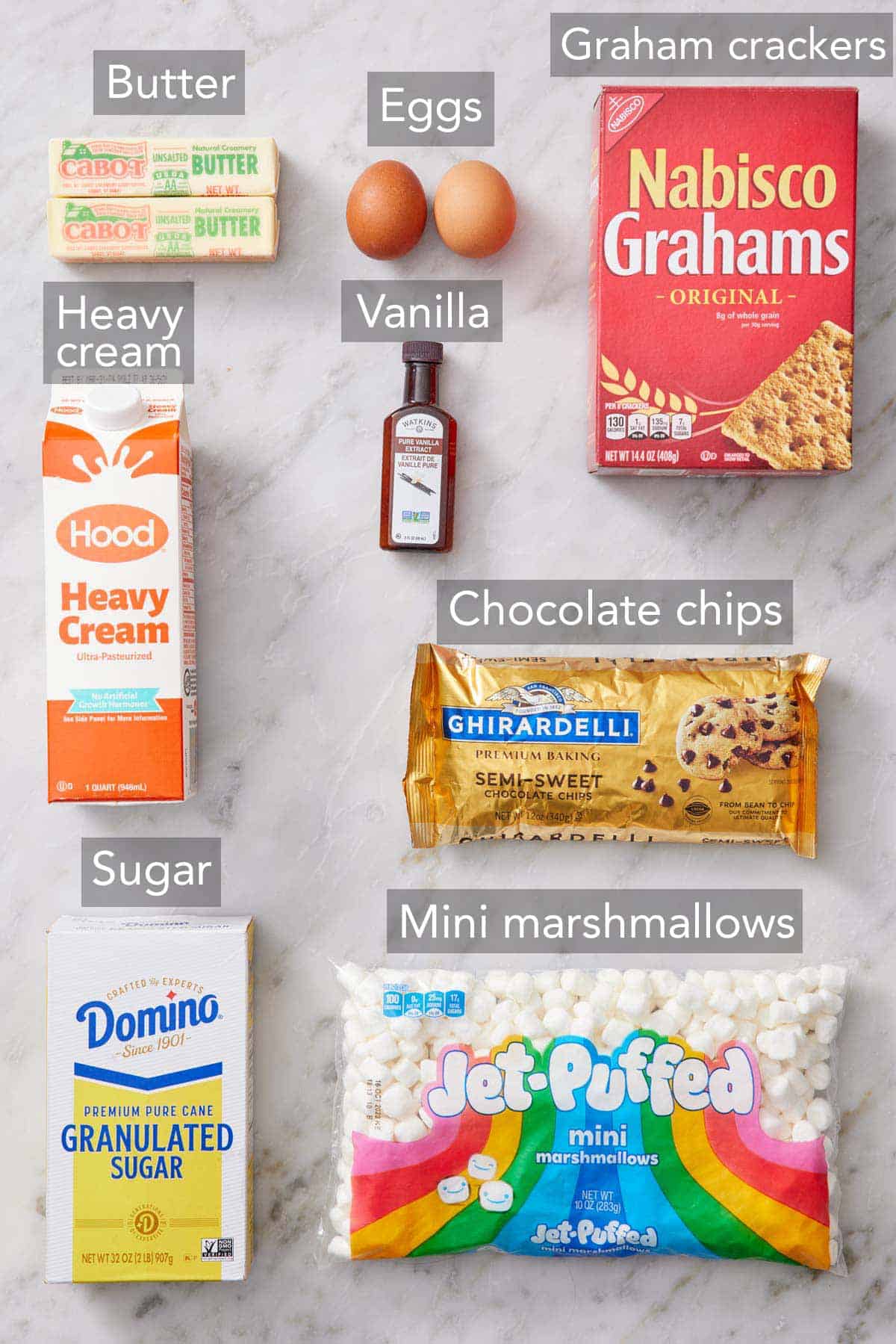Ingredients needed to make a s'more pie.