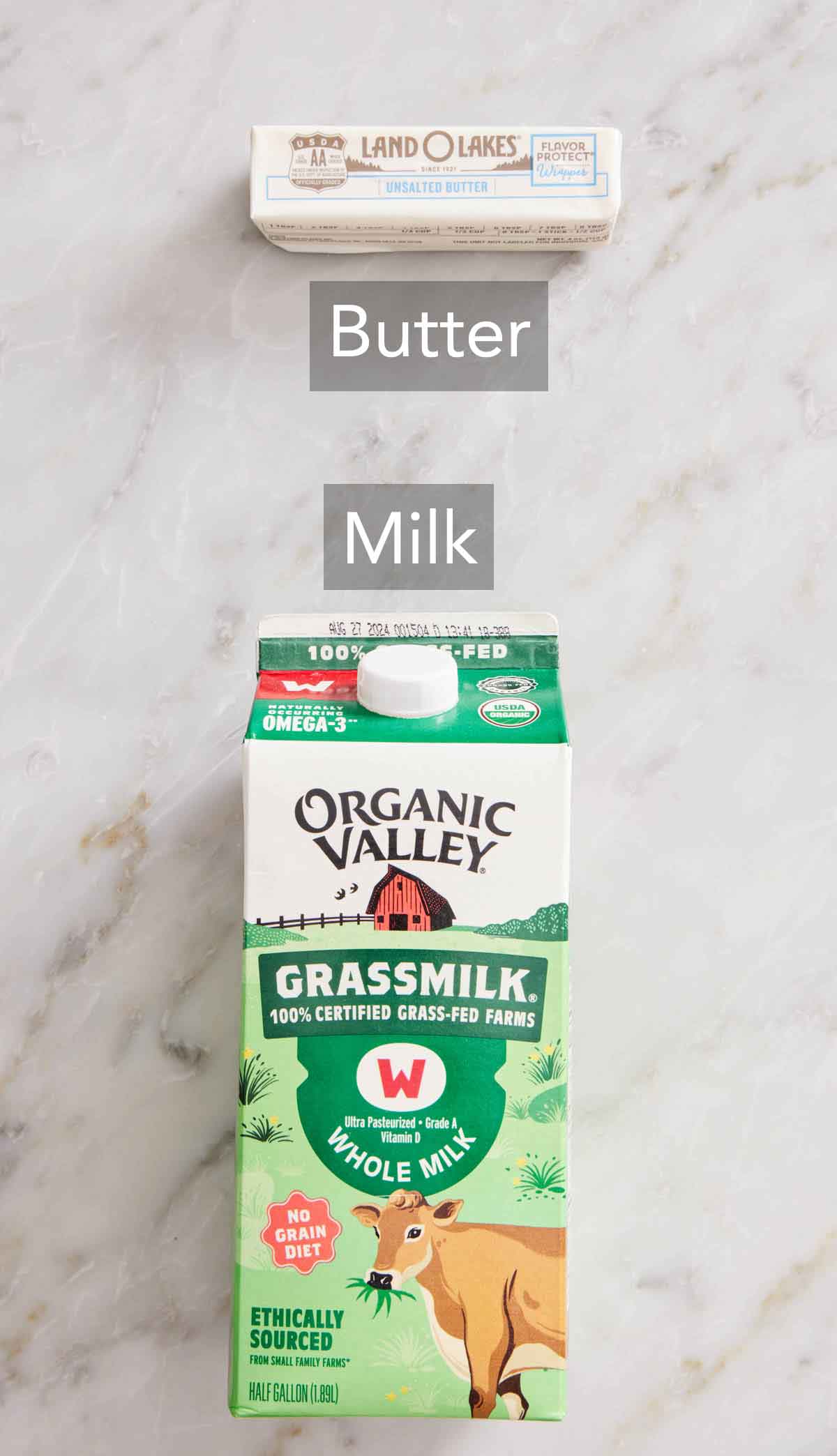 Ingredients needed to make homemade heavy cream.