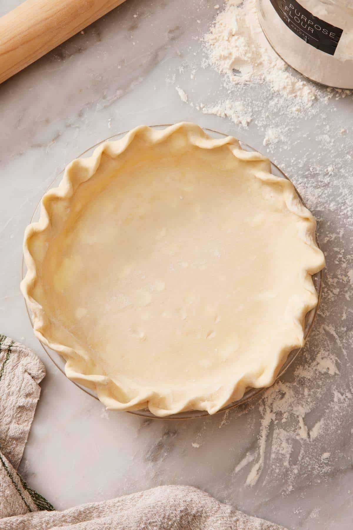 A pie crust with a rope crimp edge.